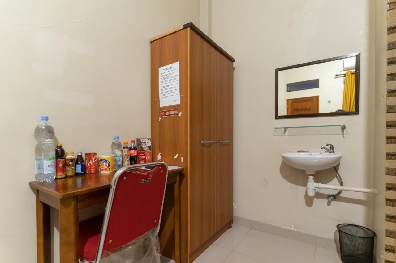 Reddoorz At Joyce Guest House Medan Eksteriør bilde